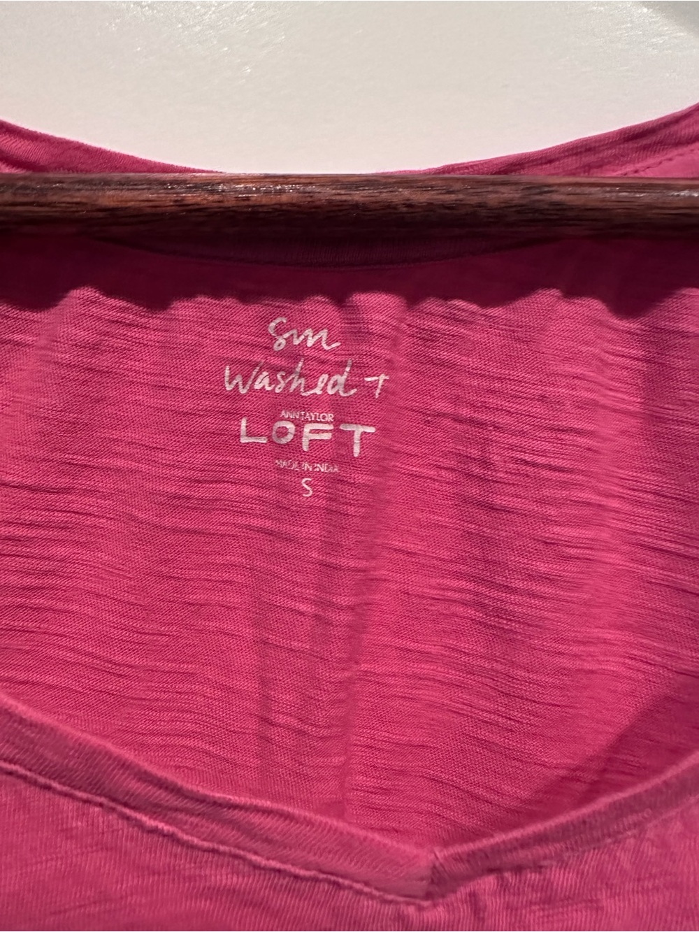 LOFT Magenta V-Neck Short Sleeve Tee - Picture 4 of 4